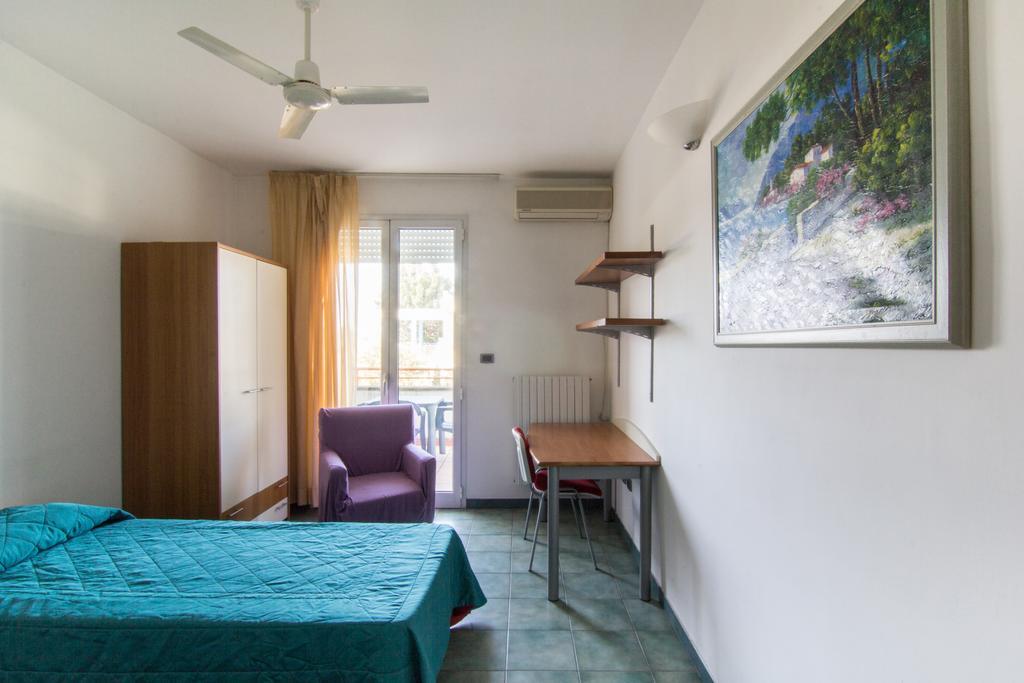 I Giardini Di Atena Aparthotel Merine ห้อง รูปภาพ